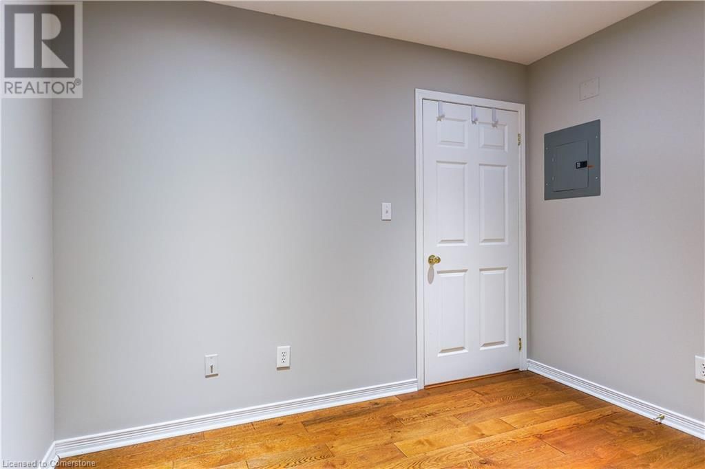 207 - 4000 CREEKSIDE DRIVE Image 37