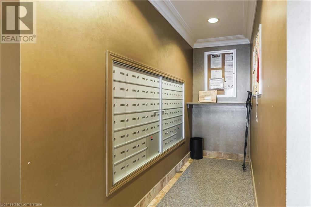 207 - 4000 CREEKSIDE DRIVE Image 42