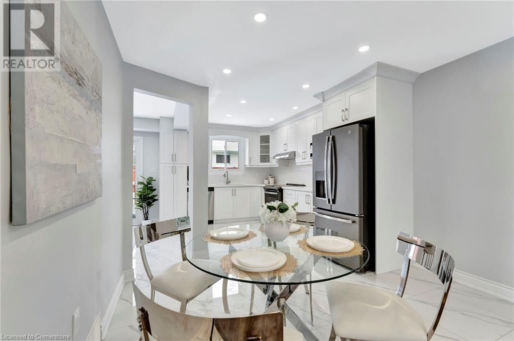 449 ACADIA DRIVE Image 10