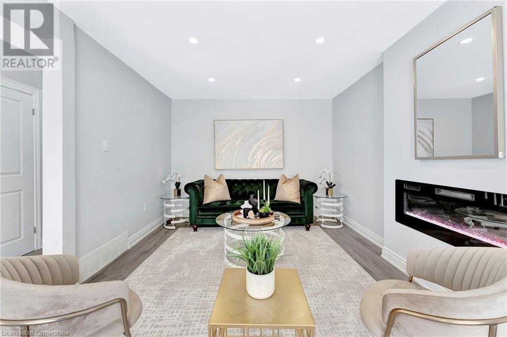 449 ACADIA DRIVE Image 19