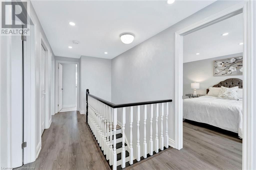 449 ACADIA DRIVE Image 24