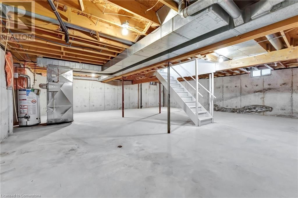 449 ACADIA DRIVE Image 34