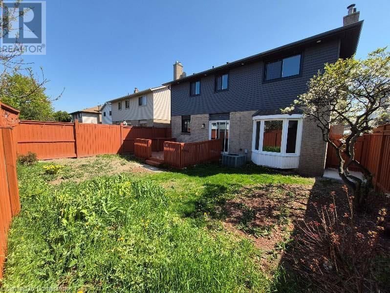 449 ACADIA DRIVE Image 36