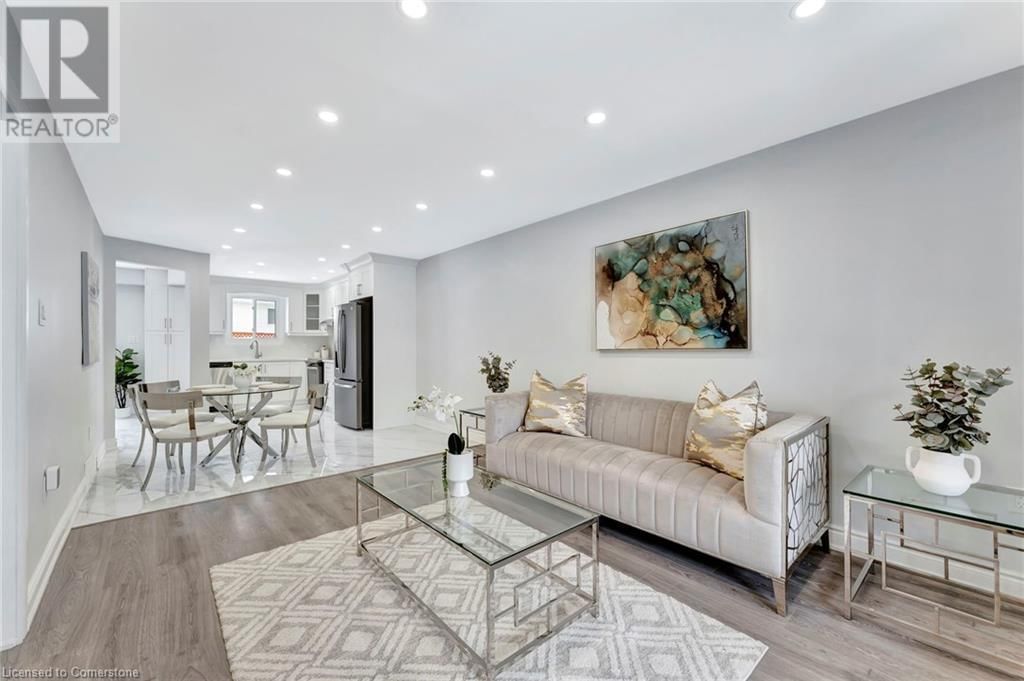 449 ACADIA DRIVE Image 5