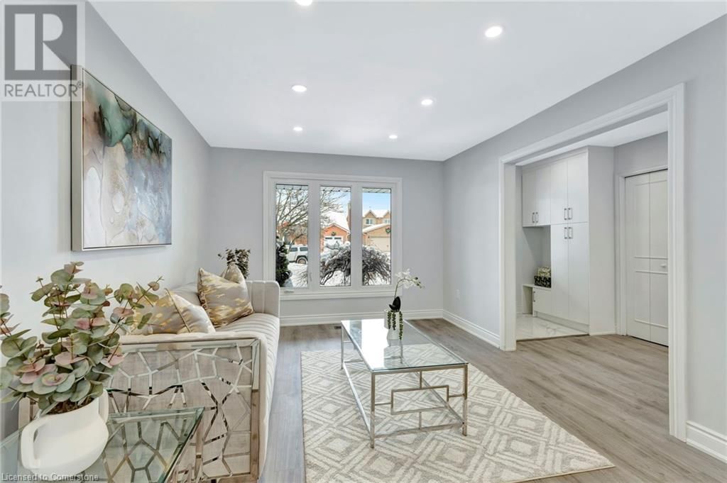 449 ACADIA DRIVE Image 6