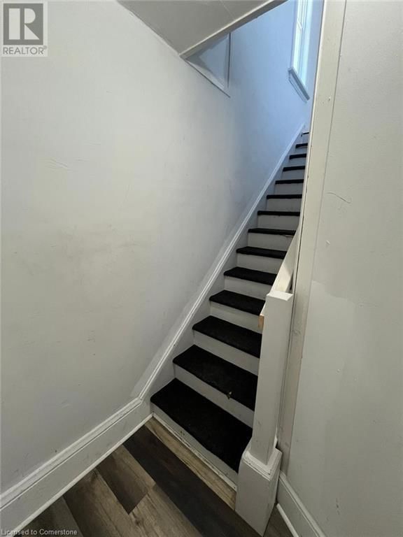2 - 592 PEEL STREET Image 3