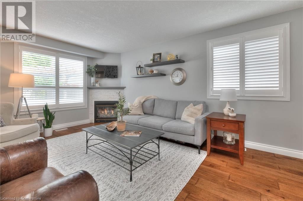 70 KINGFISHER DRIVE Image 12