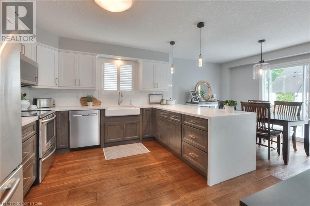 70 KINGFISHER DRIVE Image 19