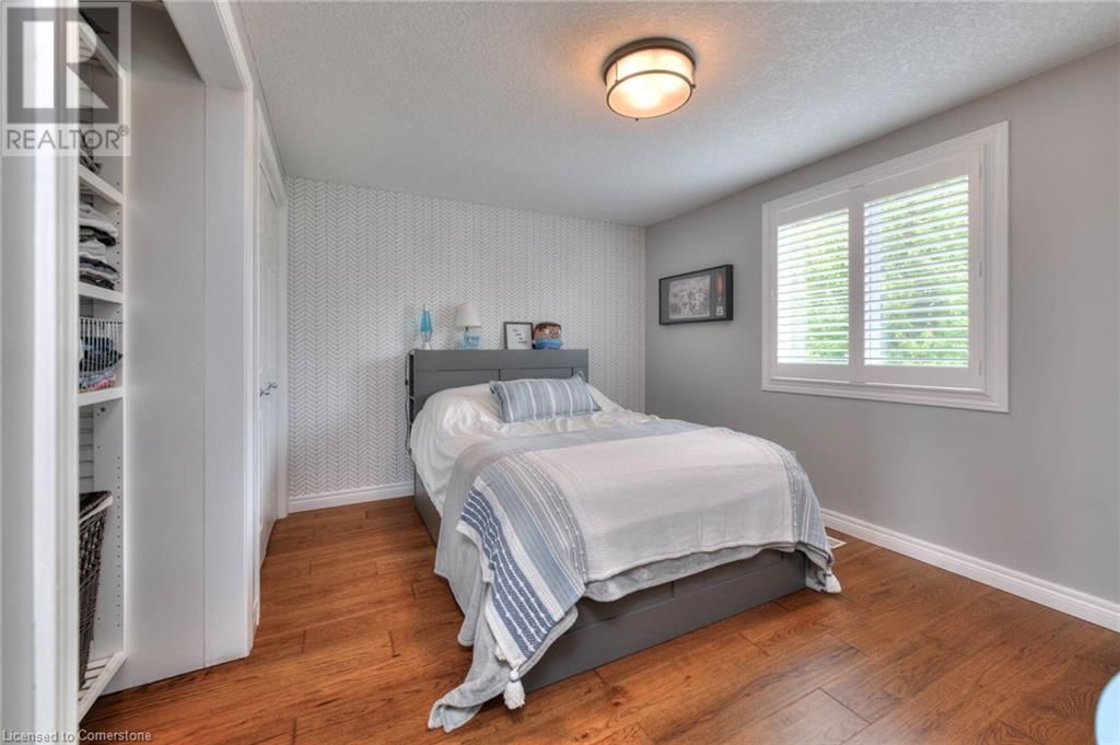 70 KINGFISHER DRIVE Image 24