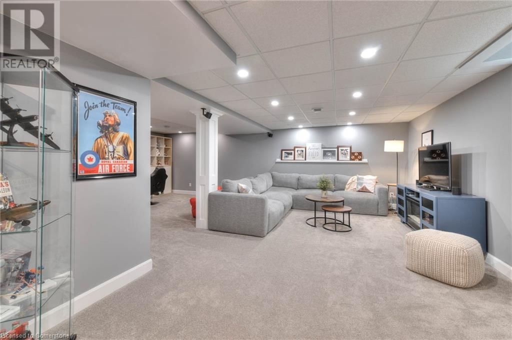 70 KINGFISHER DRIVE Image 34