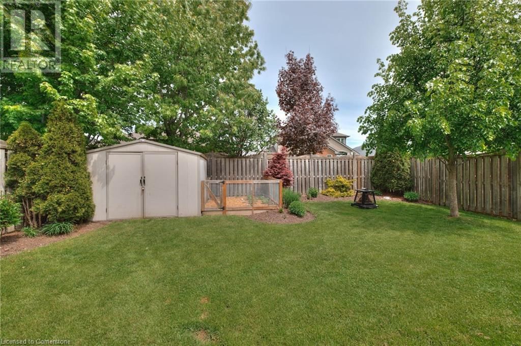 70 KINGFISHER DRIVE Image 46