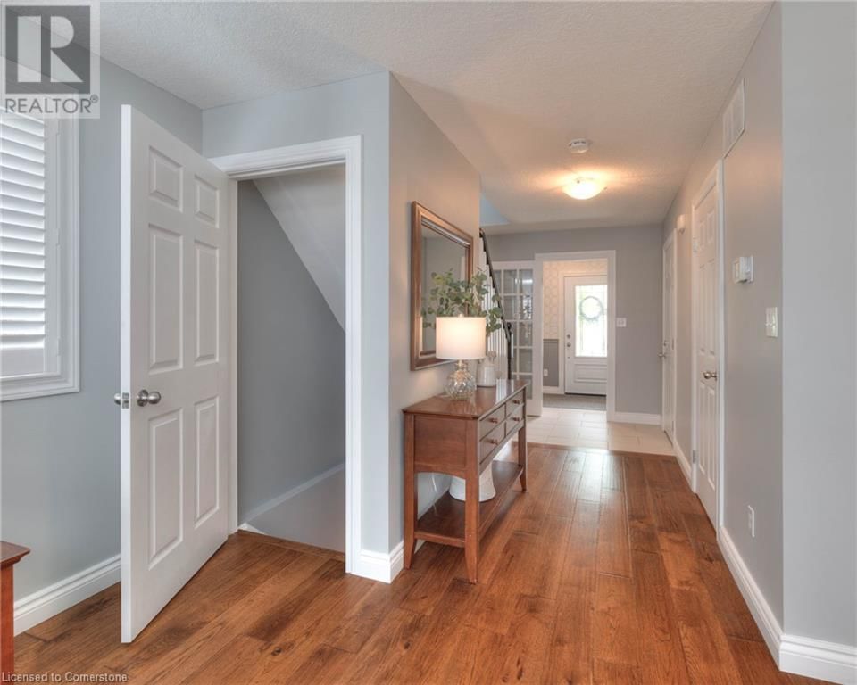 70 KINGFISHER DRIVE Image 7