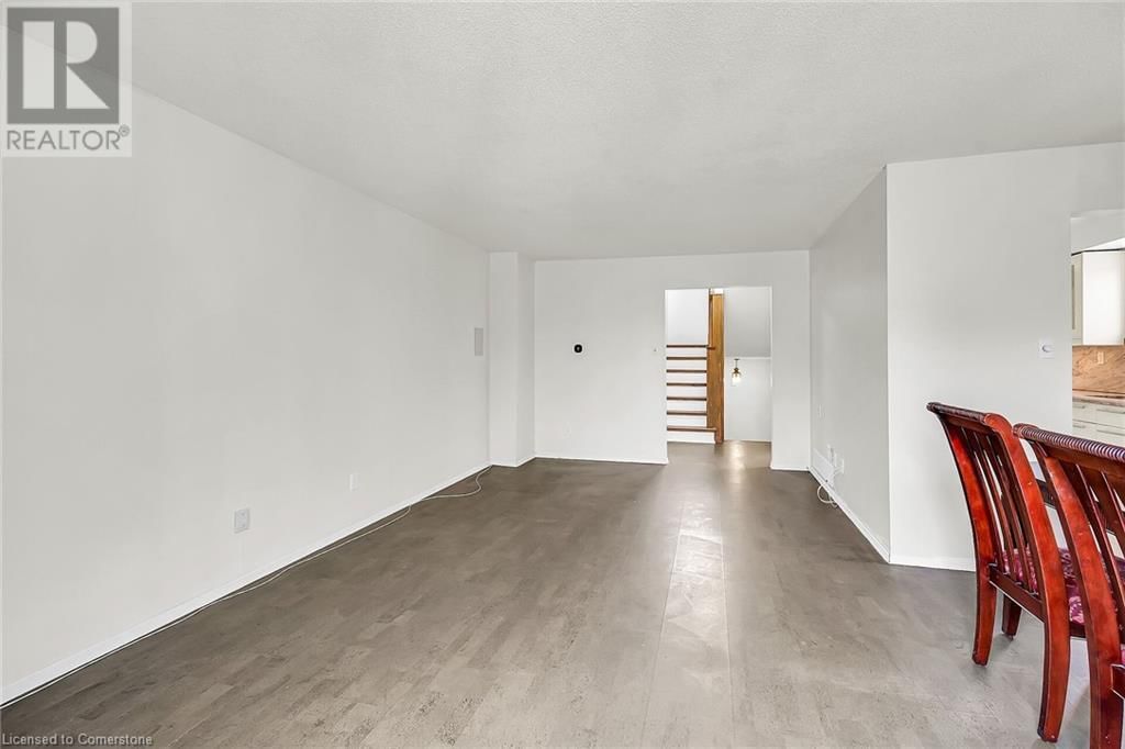 183 GARDEN CRESCENT Image 10