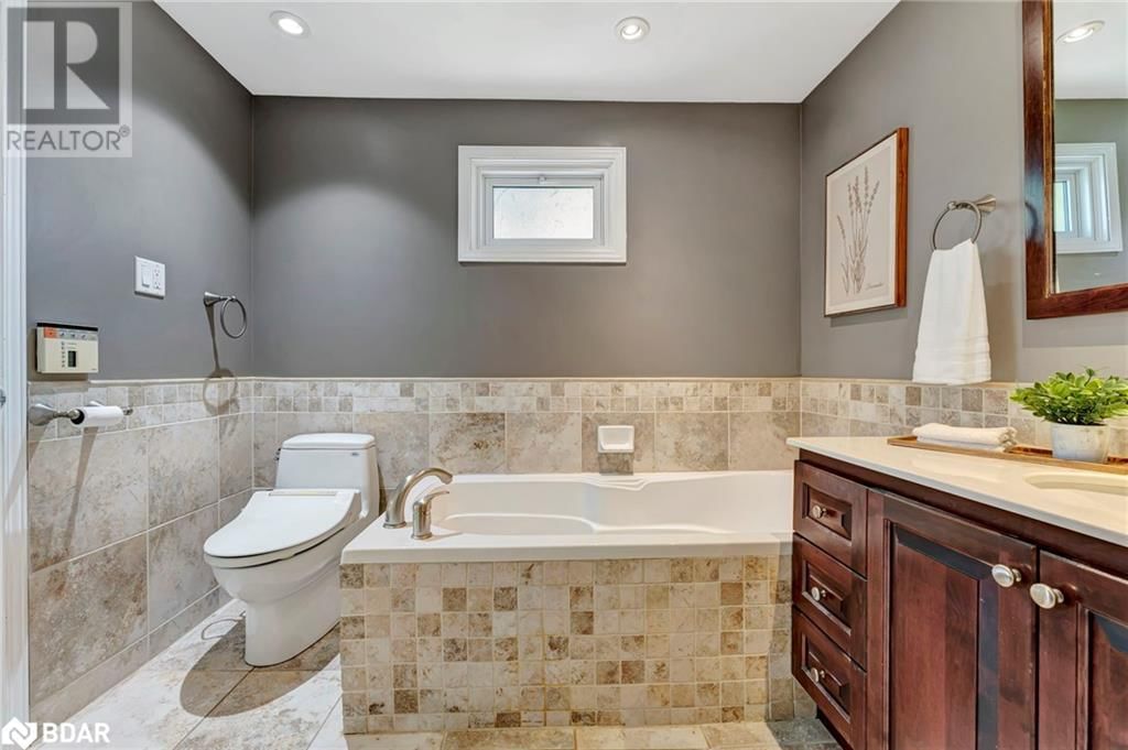 717 COULSON AVENUE Image 20