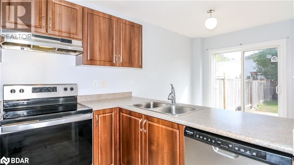 161 GREENWOOD DRIVE Image 17