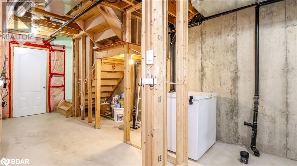 161 GREENWOOD DRIVE Image 30