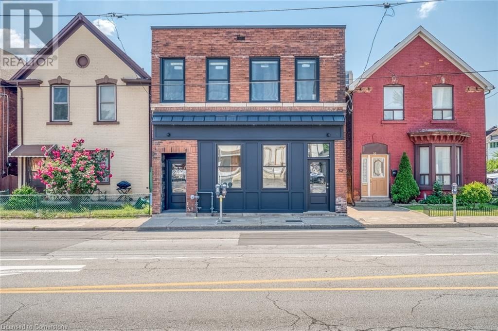 52 BARTON STREET EAST Image 1