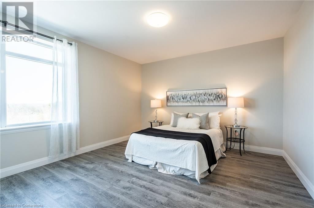 441 - 1 REDFERN AVENUE Image 11