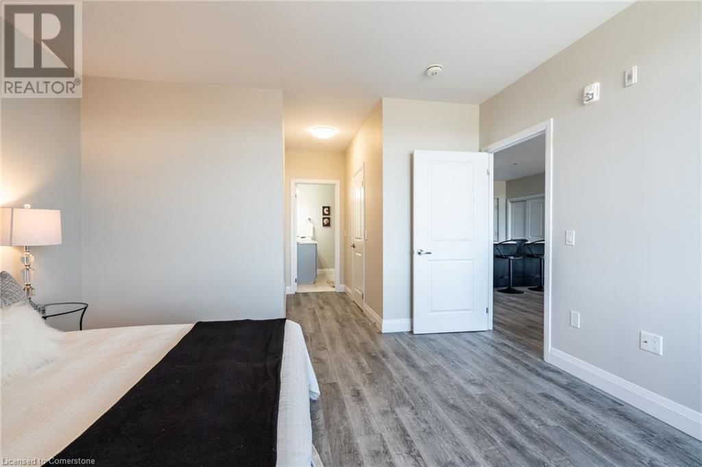 441 - 1 REDFERN AVENUE Image 13