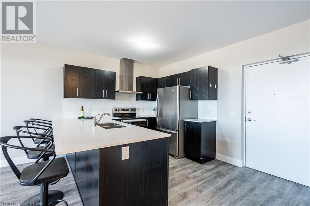 441 - 1 REDFERN AVENUE Image 6