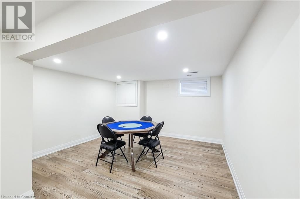 38 STEWART STREET Image 31