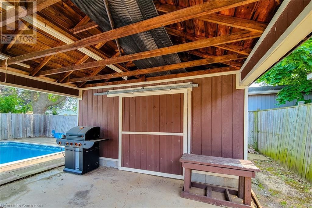 38 STEWART STREET Image 36