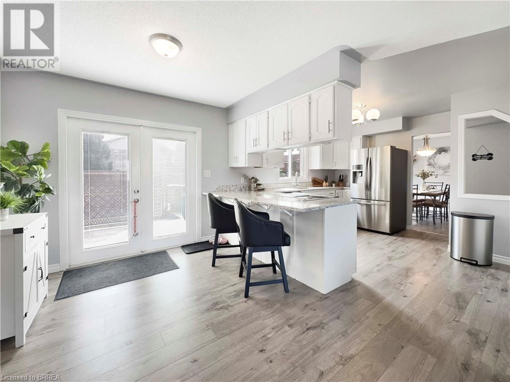 30 LINGWOOD DRIVE Image 10
