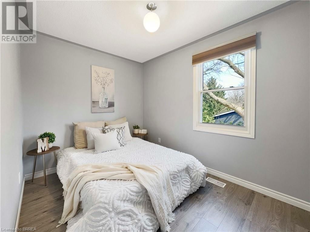 30 LINGWOOD DRIVE Image 21