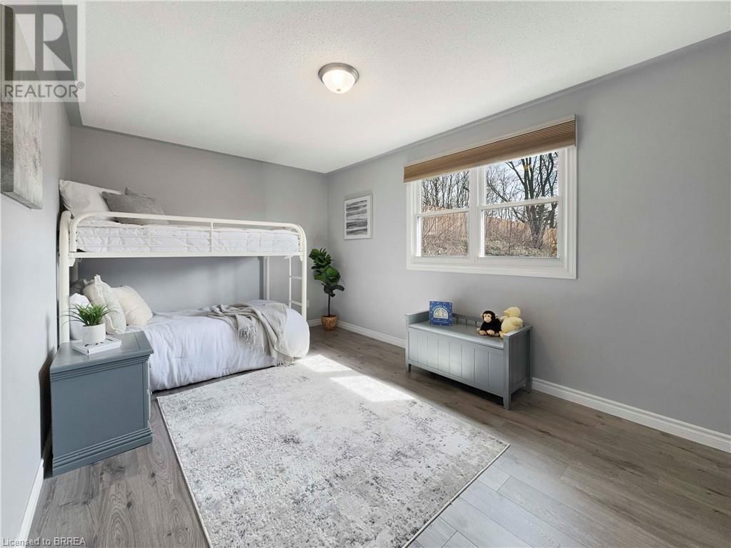 30 LINGWOOD DRIVE Image 22