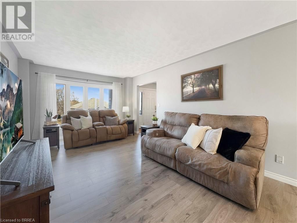 30 LINGWOOD DRIVE Image 7