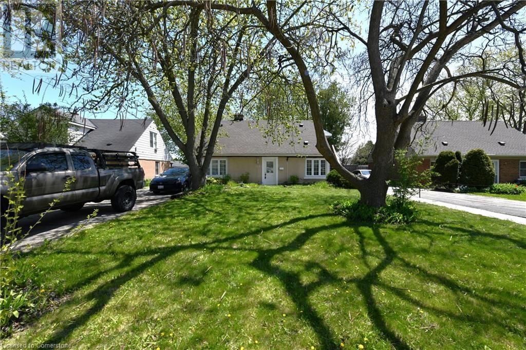 2070 CHURCHILL AVENUE Image 15