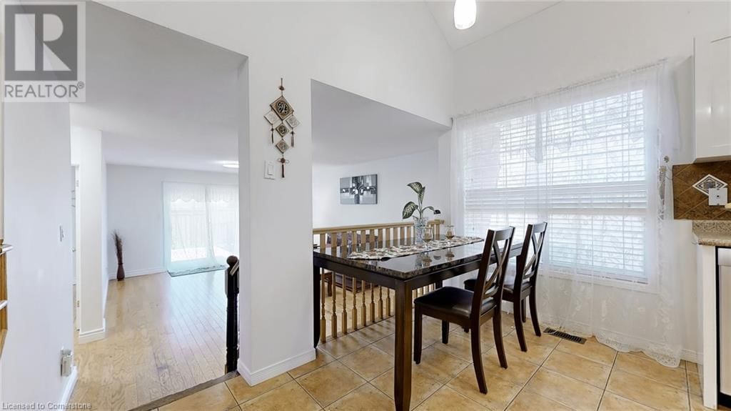 84 HAWKINS DRIVE Image 16