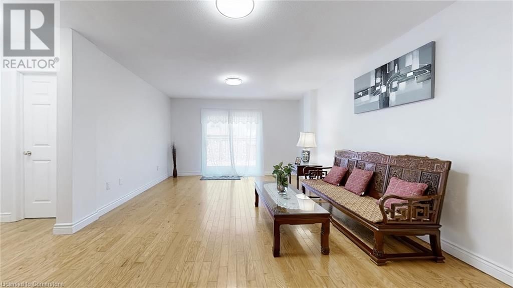 84 HAWKINS DRIVE Image 18