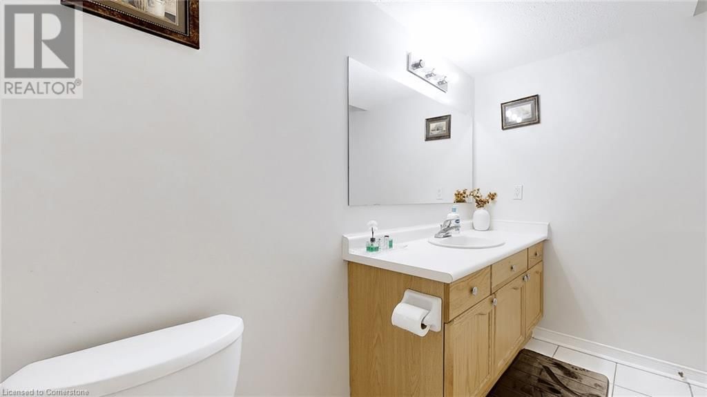 84 HAWKINS DRIVE Image 25
