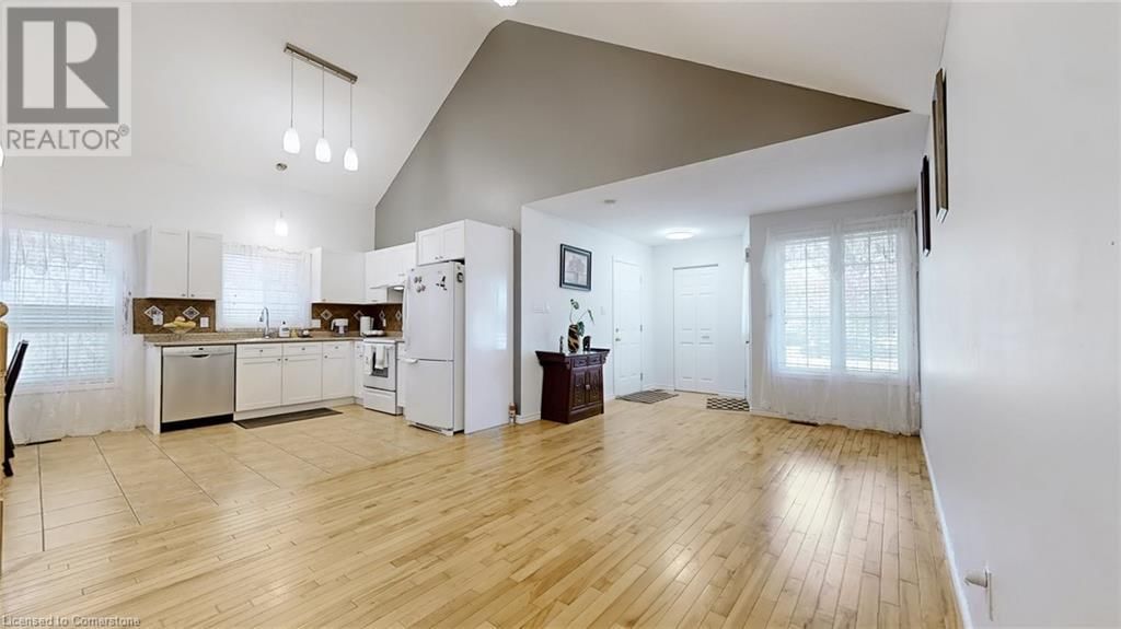 84 HAWKINS DRIVE Image 9