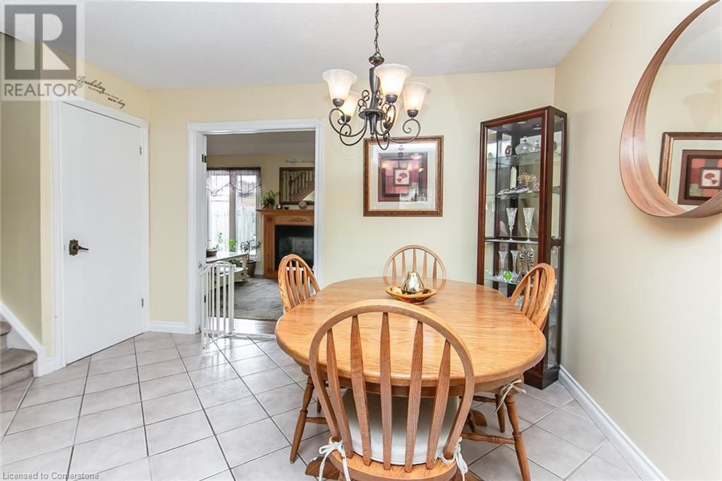 586 DRUMMERHILL CRESCENT Image 13
