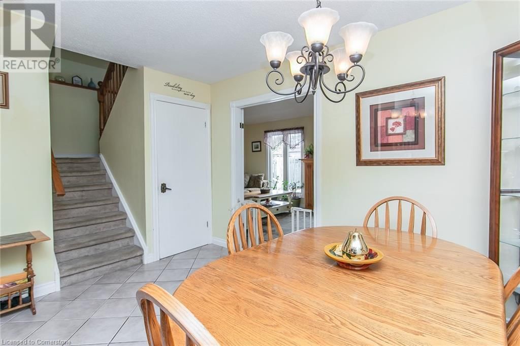 586 DRUMMERHILL CRESCENT Image 15