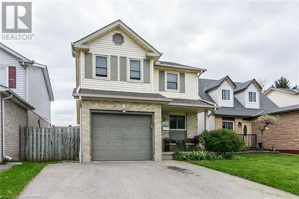 586 DRUMMERHILL CRESCENT Image 2