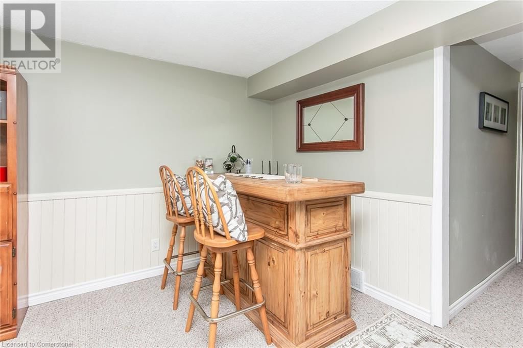 586 DRUMMERHILL CRESCENT Image 37