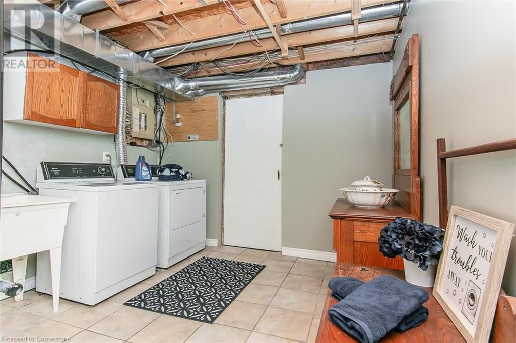 586 DRUMMERHILL CRESCENT Image 39
