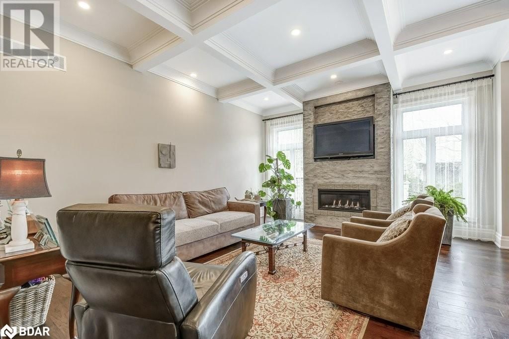413 NASSAU STREET Image 11