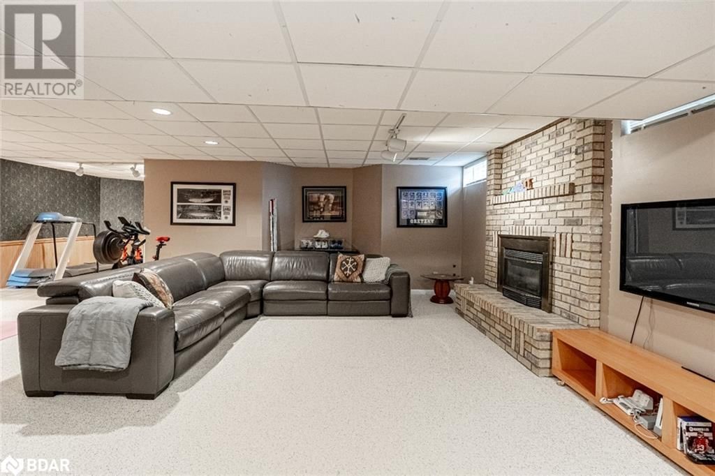 24 WILLOW BAY DRIVE Image 19