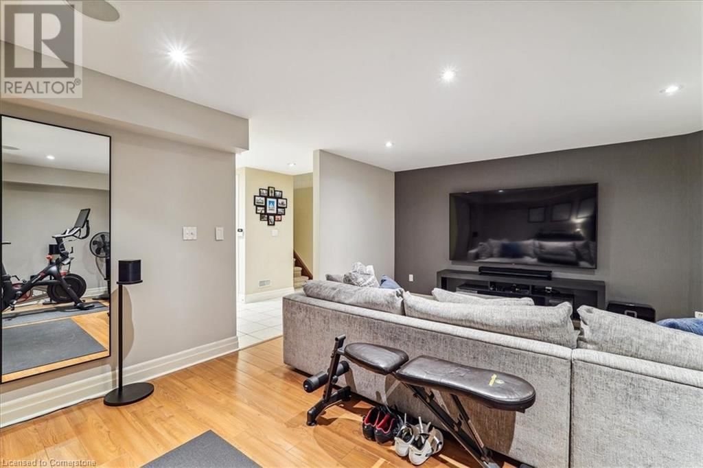 2378 MARINE DRIVE Image 27