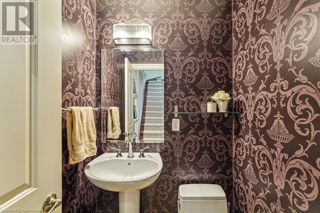 2378 MARINE DRIVE Image 4