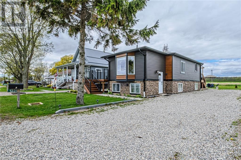 1231 LAKESHORE ROAD Image 6
