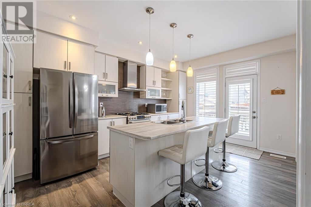 29 CARROLL LANE Image 14