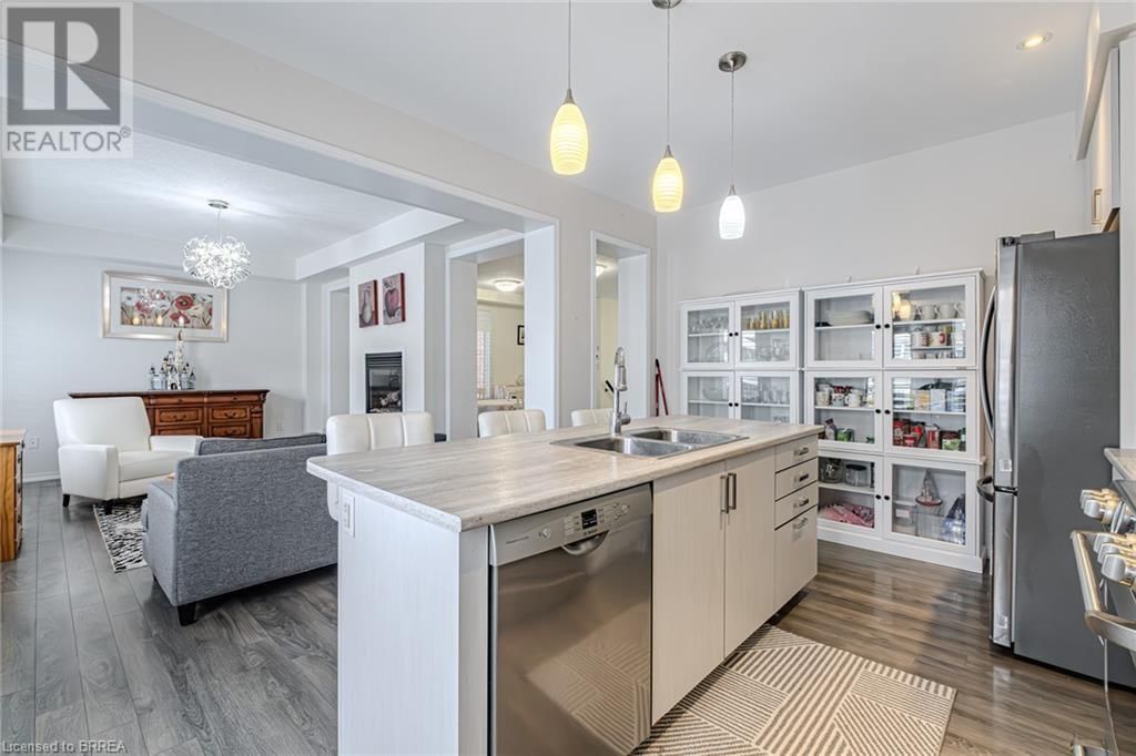 29 CARROLL LANE Image 17