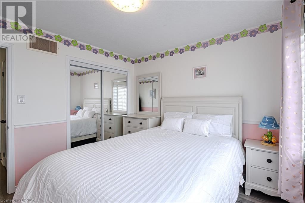 29 CARROLL LANE Image 25