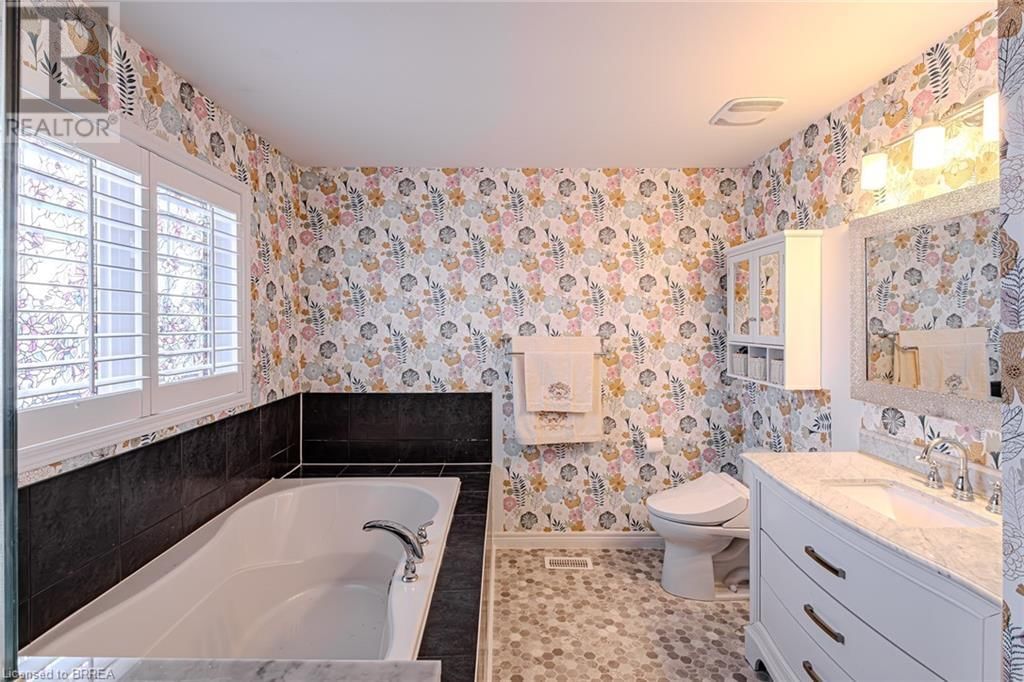 29 CARROLL LANE Image 34