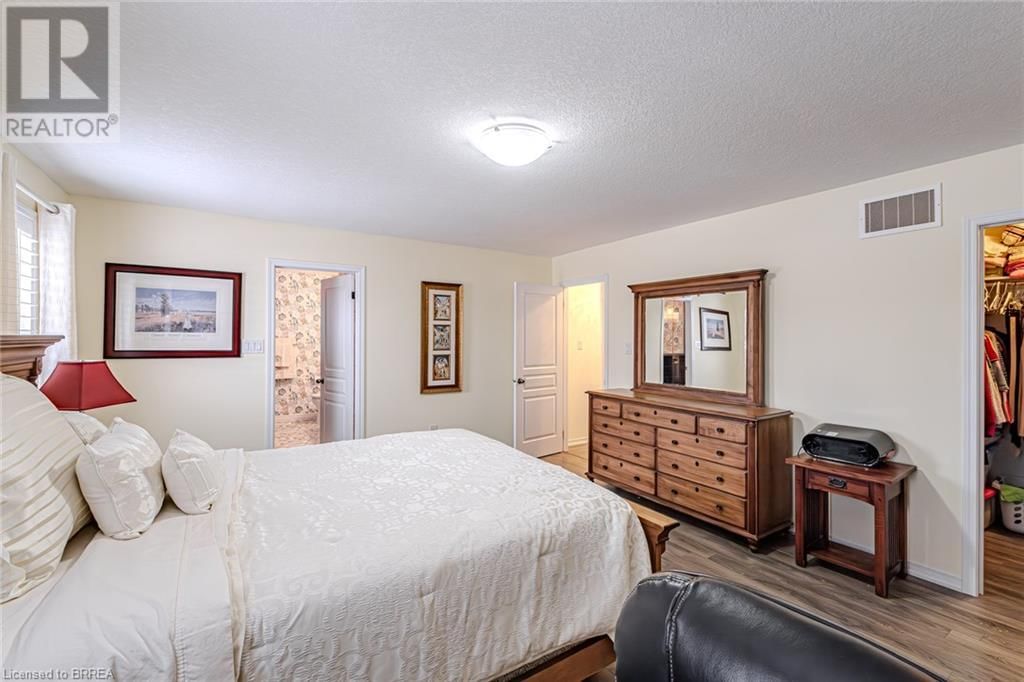 29 CARROLL LANE Image 36